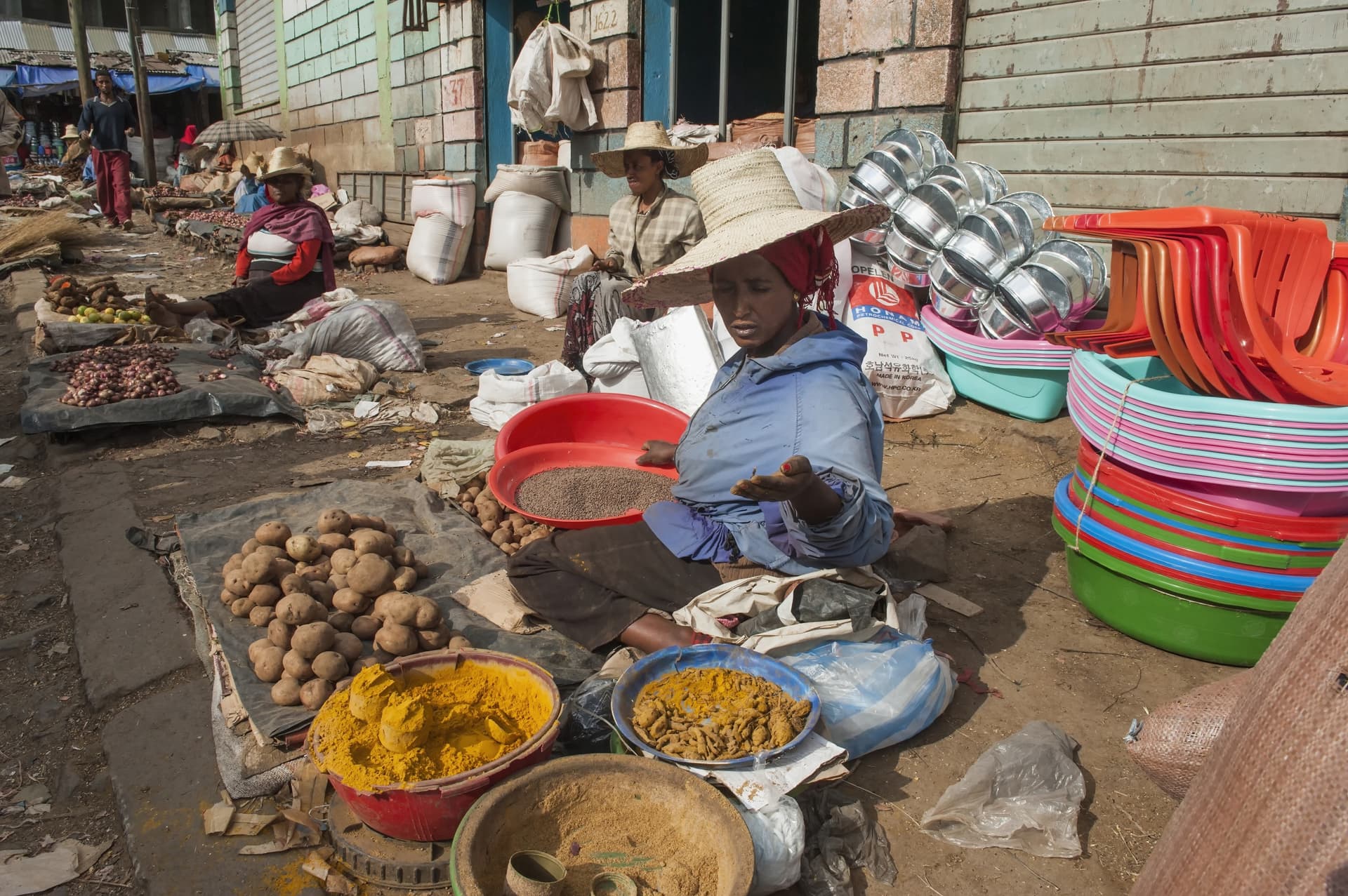 addis mercato 5
